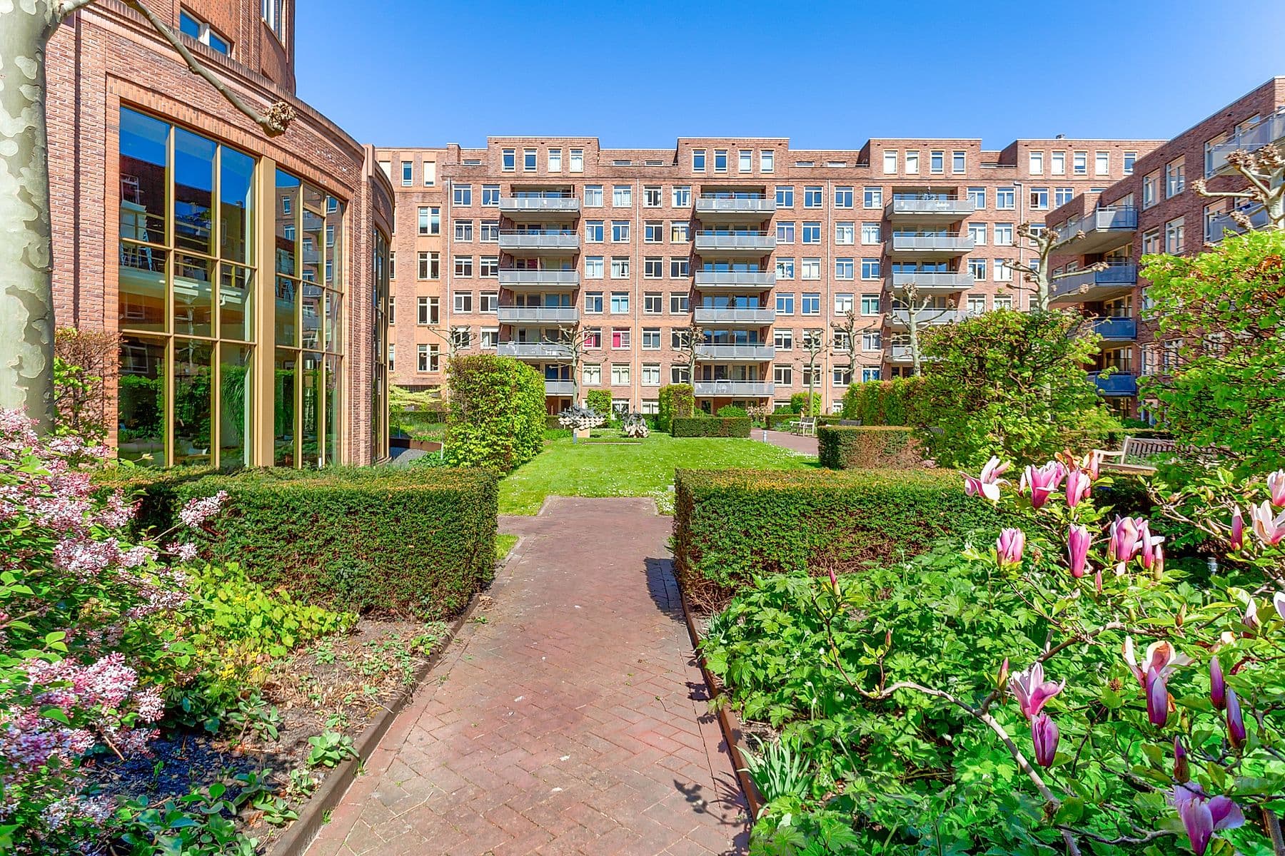 Den Haag, South Holland 